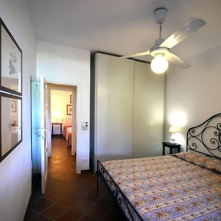 Casa Rosa Di Cavoli Nyaraló *